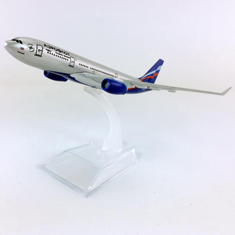 16CM Diecast Aircraft model 1:400 Air Airbus A330-200 RUSSIA airplane W base alloy aircraft plane collectible display toy Gift