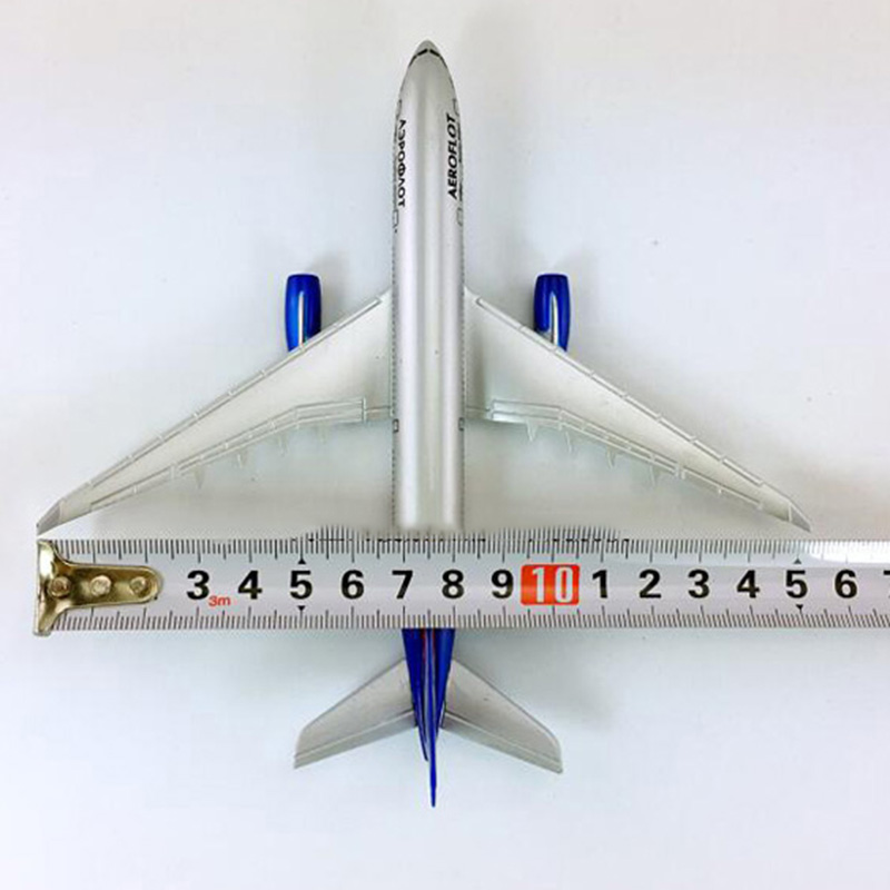 16CM Diecast Aircraft model 1:400 Air Airbus A330-200 RUSSIA airplane W base alloy aircraft plane collectible display toy Gift