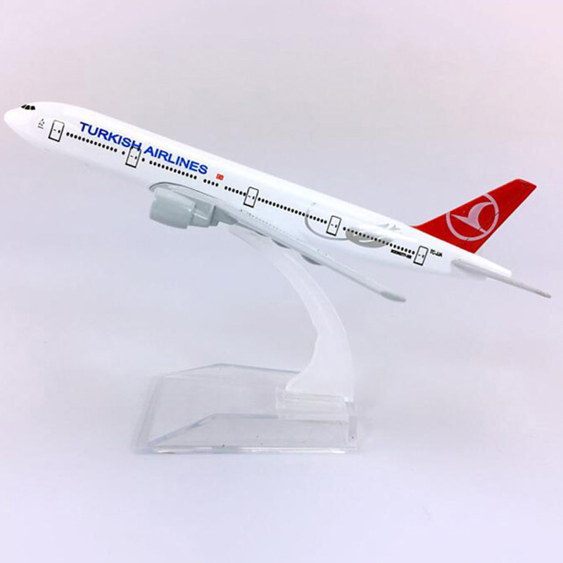 16CM Diecast Aircraft 1:400 Boeing B777-300 model Turkish airlines with plastic base alloy airplane display Plane For collection
