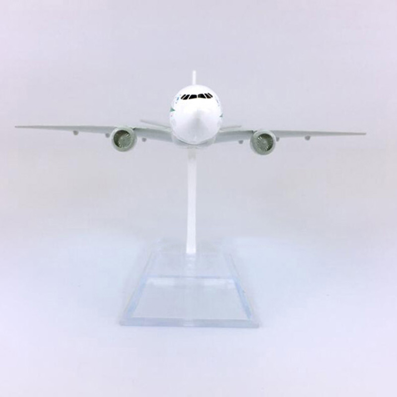 16CM Alitalia airplane 1:400 scale Boeing B777-200 model Italy airplane with base alloy collectible Plane display toy Gift