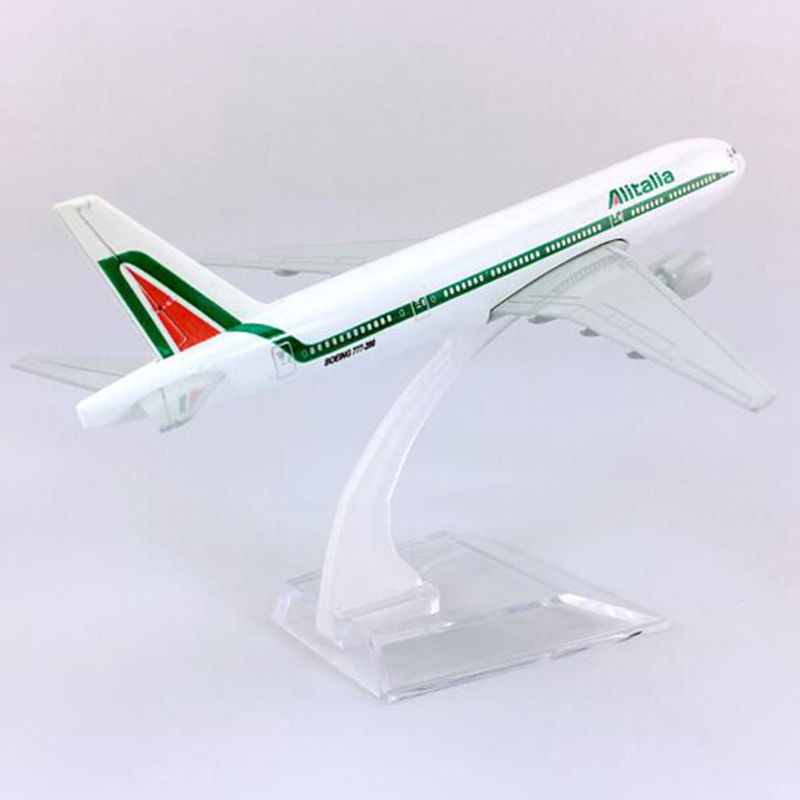 16CM Alitalia airplane 1:400 scale Boeing B777-200 model Italy airplane with base alloy collectible Plane display toy Gift