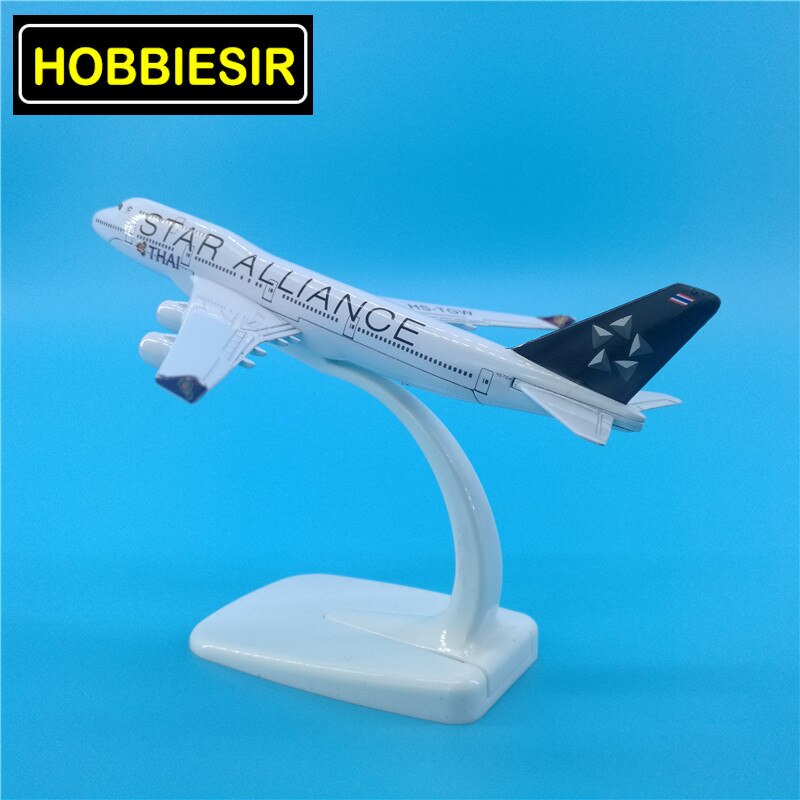16CM 1:400 Boeing B747-400 model Aircraft landing gear Star Alliance airline w base alloy airplane collectible display PlaneGift 16CM 1:400 Boeing B747-400 model Aircraft landing gear Star Alliance airline w base alloy airplane collectible display PlaneGift