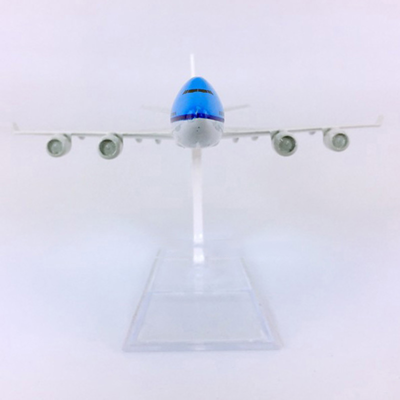 16CM Diecast Aircraft 1:400 Boeing B747-400 model Dutch Airlines KLM with base alloy airplane collectible Plane display toy Gift