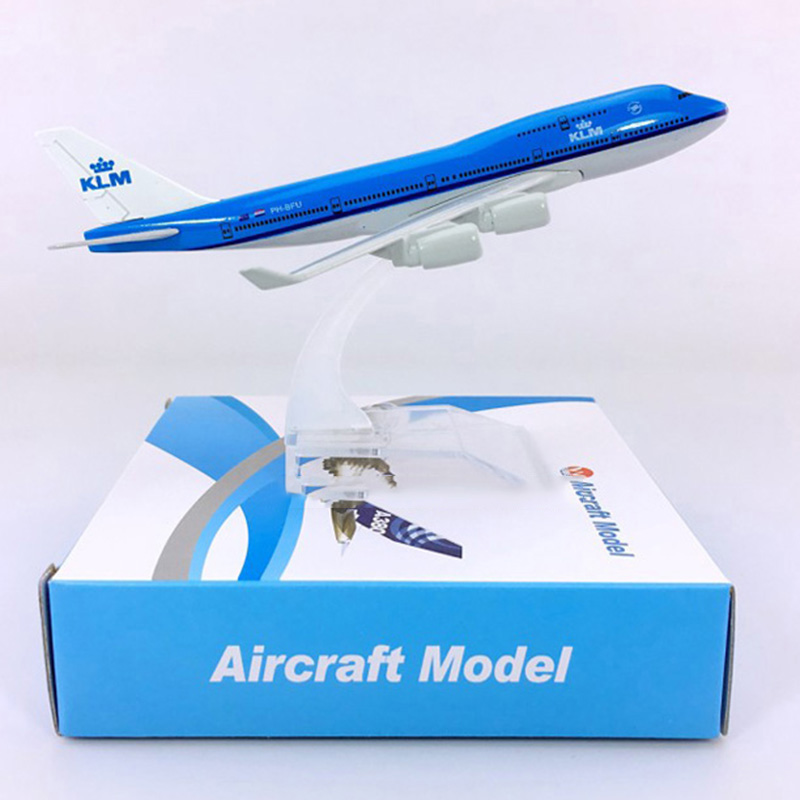 16CM Diecast Aircraft 1:400 Boeing B747-400 model Dutch Airlines KLM with base alloy airplane collectible Plane display toy Gift