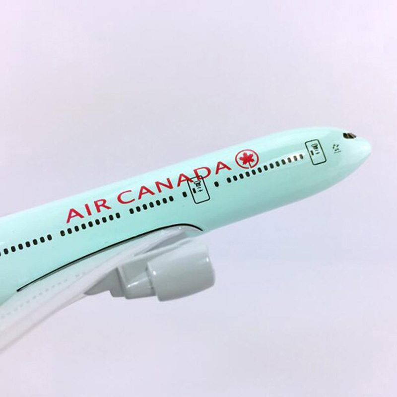 16CM Canada aviation Diecast Airplaen 1:400 Scale Boeing B777-200 model alloy aircraft with base collectible display toy plane