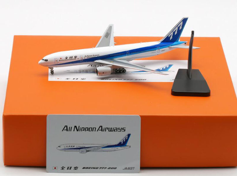 1/400 Boeing B777 landing gear Airplane Model Aircraft Japan ANA Airlines Alloy Aircraft W base wheel Diecast Plane Gifts Toys 1/400 Boeing B777 landing gear Airplane Model Aircraft Japan ANA Airlines Alloy Aircraft W base wheel Diecast Plane Gifts Toys