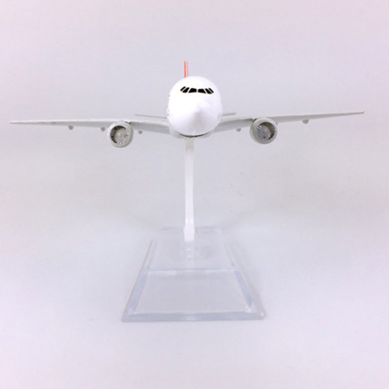16CM 1:400 B777-200 model aircraft airlines landing gear with base alloy Airplane collectible display Plane Toy 16CM 1:400 B777-200 model aircraft airlines landing gear with base alloy Airplane collectible display Plane Toy