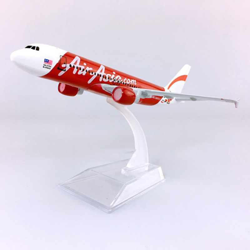16CM Red Diecast Aircraft 1:400 Airbus A320-200 model Air Asia airline with base alloy airplane CHRISTMAS plane For collection