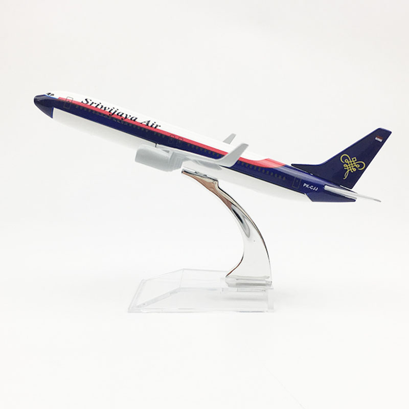 16CM 1/400 Scale Boeing B737 Sriwiiava Air Airline Plane Model Diecast Alloy Airframe W Base Metal Airplane Kids Toys Aircraft