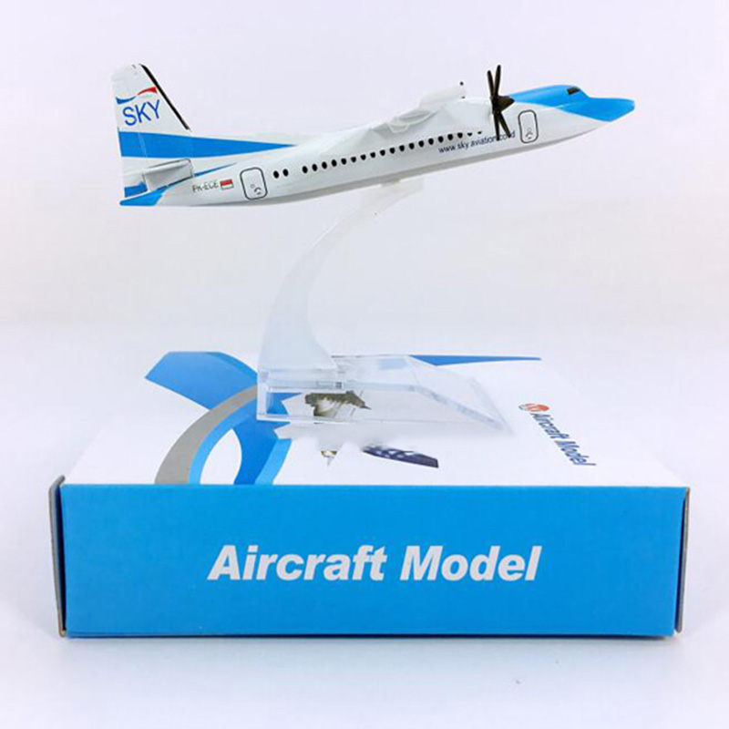 16CM 1:400 Scale FK50 PK-ECE model Garuda Indonesia airlines aircraft landing gear With base alloy plane display collection Toys 16CM 1:400 Scale FK50 PK-ECE model Garuda Indonesia airlines aircraft landing gear With base alloy plane display collection Toys
