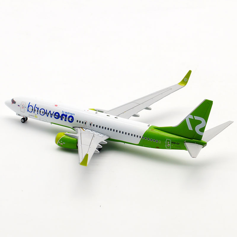 1:400 Scale Support Boeing B737-800 model Siberian Airlines landing gear Airplane W base wheel Diecast Alloy Aircraft Gift Plane