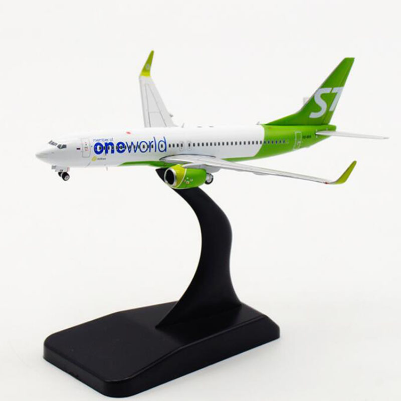1:400 Scale Support Boeing B737-800 model Siberian Airlines landing gear Airplane W base wheel Diecast Alloy Aircraft Gift Plane