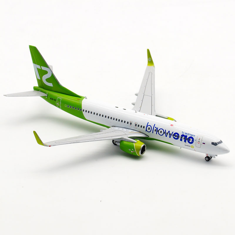 1:400 Scale Support Boeing B737-800 model Siberian Airlines landing gear Airplane W base wheel Diecast Alloy Aircraft Gift Plane