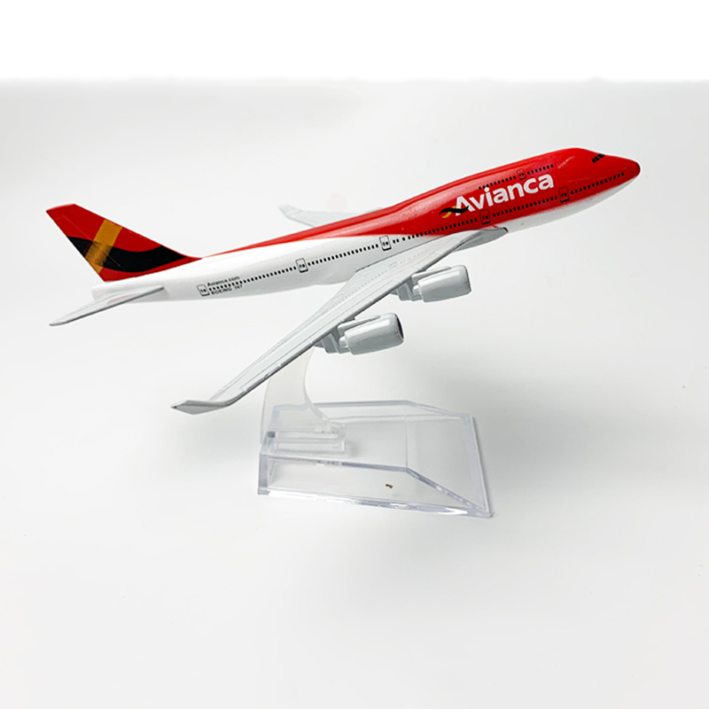 16CM 1:400 Airplane B747 Model with Base Alloy Aircraft Plane Toy Model Colobia AVIANCA Airlines 747 Plane Model Gifts Display 16CM 1:400 Airplane B747 Model with Base Alloy Aircraft Plane Toy Model Colobia AVIANCA Airlines 747 Plane Model Gifts Display