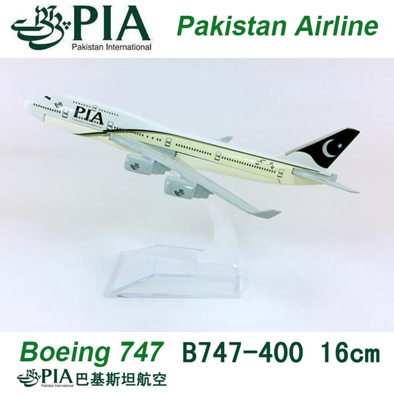 16CM Pakistan Airline PIA Diecast Aircraft 1:400 Boeing B747-400 model airplane with base alloy collectible display toys Gift 16CM Pakistan Airline PIA Diecast Aircraft 1:400 Boeing B747-400 model airplane with base alloy collectible display toys Gift