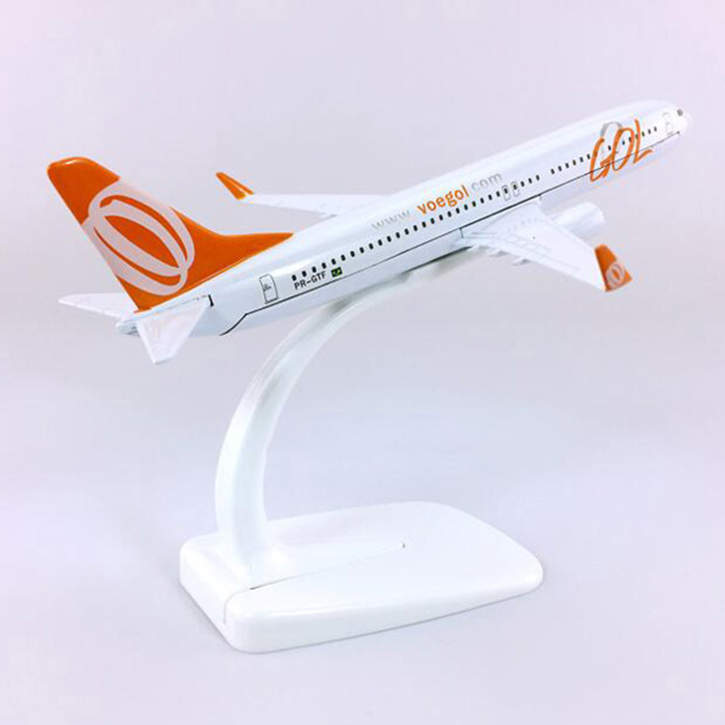 16CM Boeing B737-800 Brazil GOL airlines 1/400 SCALE airplane model toys aircraft diecast plastic alloy plane gifts for kids