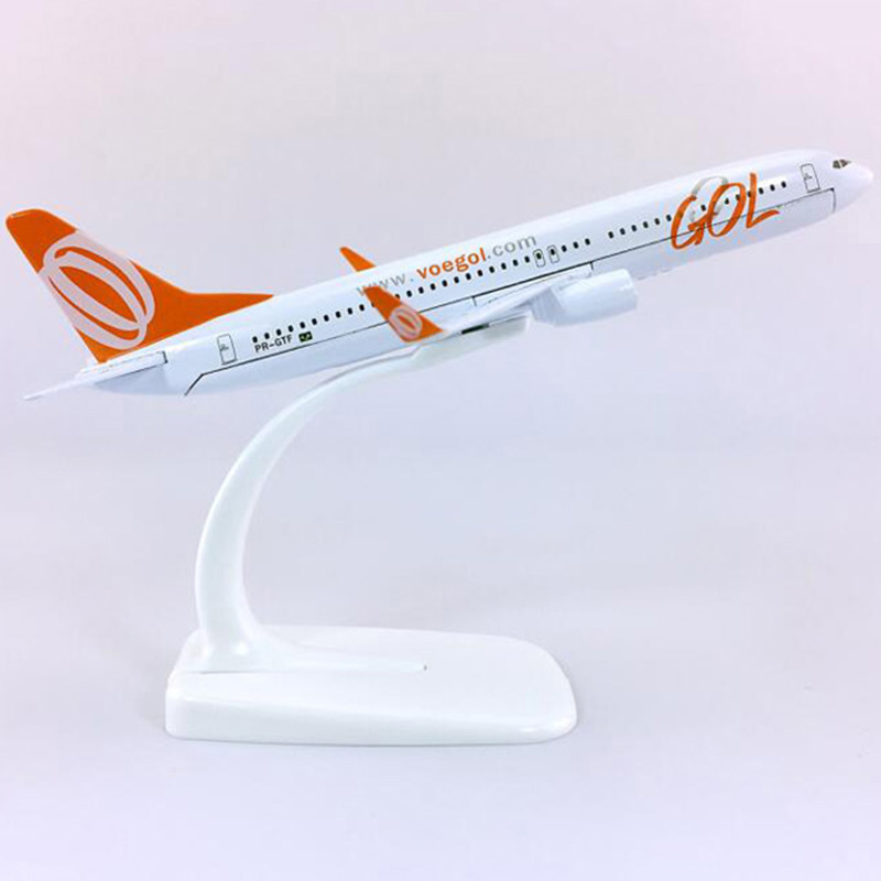 16CM Boeing B737-800 Brazil GOL airlines 1/400 SCALE airplane model toys aircraft diecast plastic alloy plane gifts for kids