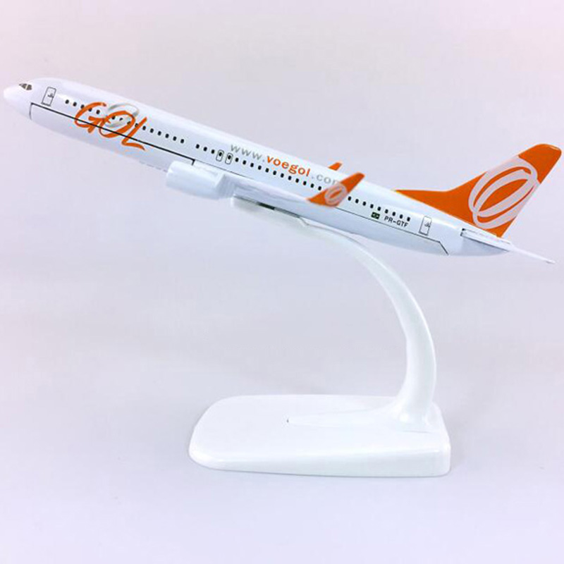 16CM Boeing B737-800 Brazil GOL airlines 1/400 SCALE airplane model toys aircraft diecast plastic alloy plane gifts for kids