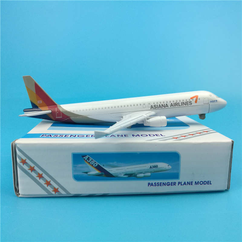 16CM 1:400 landing gear Aircraft Airbus A320-200 model Korean Asiana airways airlines W base alloy airplane collectible Plane 16CM 1:400 landing gear Aircraft Airbus A320-200 model Korean Asiana airways airlines W base alloy airplane collectible Plane