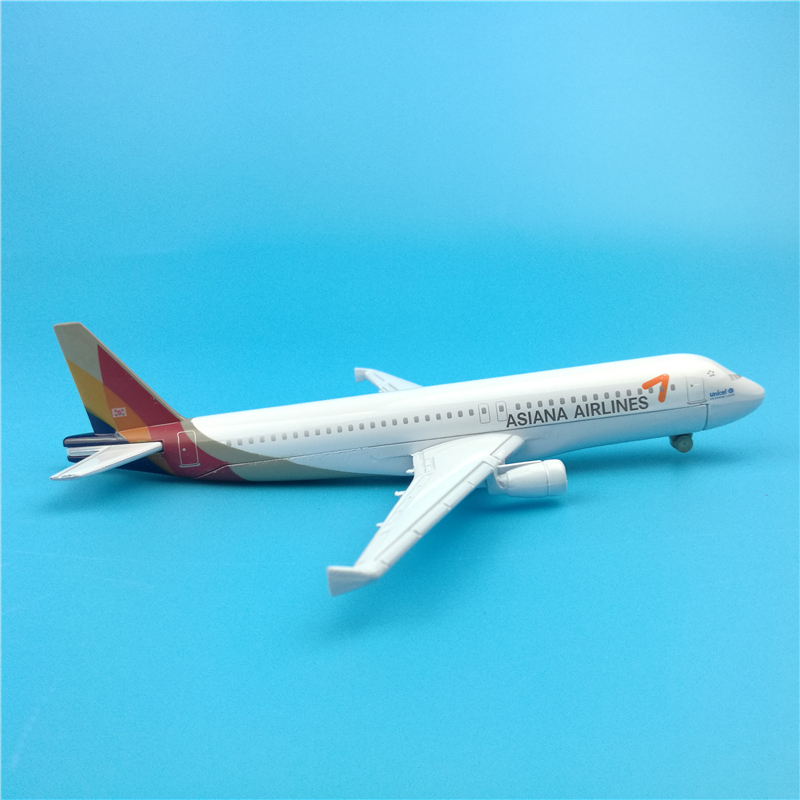 16CM 1:400 landing gear Aircraft Airbus A320-200 model Korean Asiana airways airlines W base alloy airplane collectible Plane 16CM 1:400 landing gear Aircraft Airbus A320-200 model Korean Asiana airways airlines W base alloy airplane collectible Plane