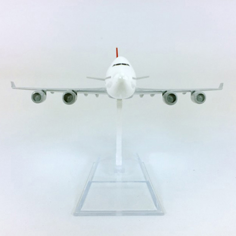 16CM Diecast Aircraft 1:400 Boeing B747-400 model QANTAS Australia airline with base alloy airplane display collection ChildGift 16CM Diecast Aircraft 1:400 Boeing B747-400 model QANTAS Australia airline with base alloy airplane display collection ChildGift