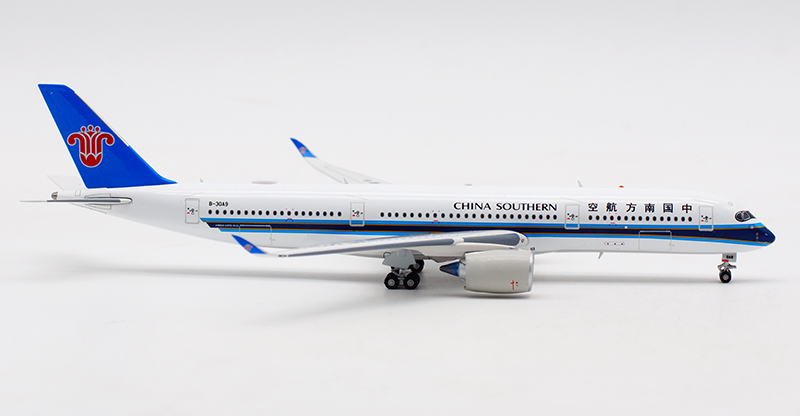 16cm Diecast Alloy 1/400 Scale Southern Airlines A350-900 B-309 Plane Model Aircraft Collectible Display Airplanes Collectible