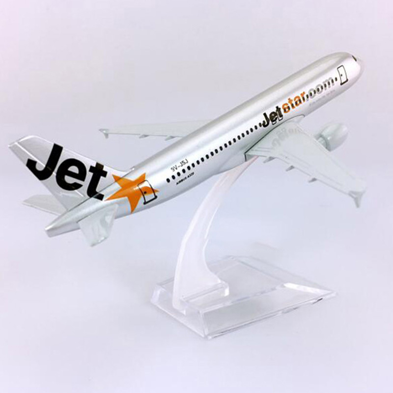 16CM Diecast Aircraft 1:400 Airbus A320-200 model JETSTAR airline W base alloy airplane collectible display Plane collection Toy
