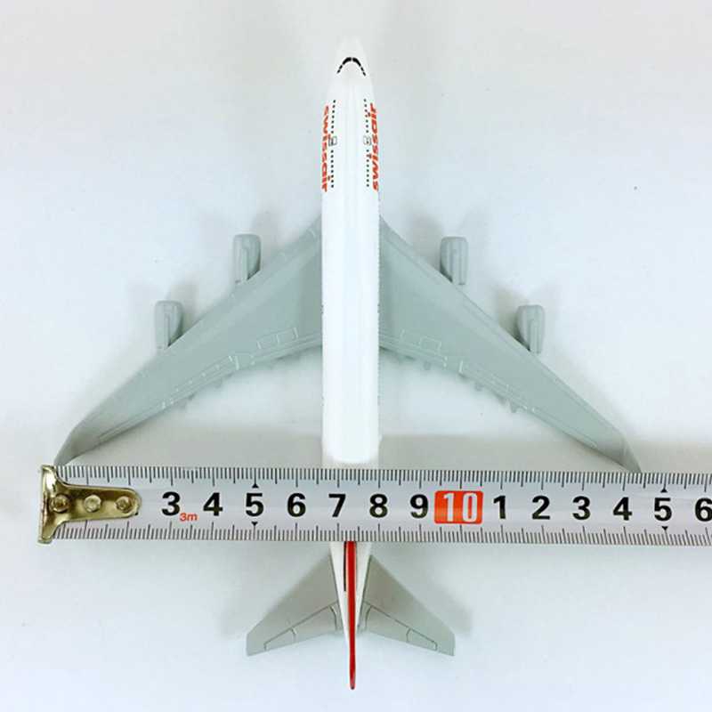 16CM aircraft model 1:400 Boeing B747-400 Switzerland airlines SWISSAIR W base airbus alloy Diecast plane collectible displayToy 16CM aircraft model 1:400 Boeing B747-400 Switzerland airlines SWISSAIR W base airbus alloy Diecast plane collectible displayToy