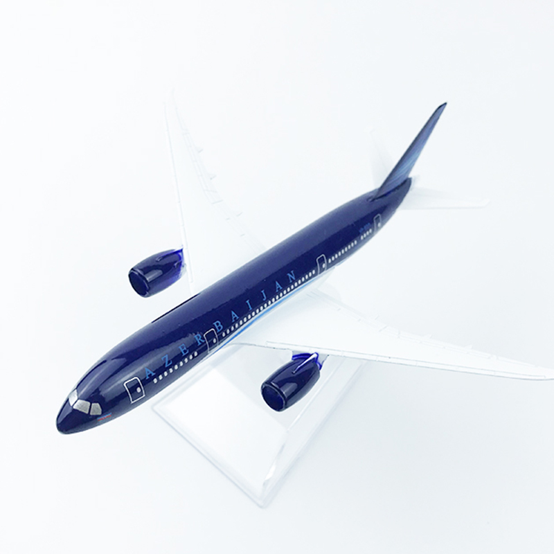 14CM 1:400 Scale Azerbaijan Airlines 787 Plane Model Airplane B787 Model with Base Alloy Aircraft Plane Toy Model Gifts Display 14CM 1:400 Scale Azerbaijan Airlines 787 Plane Model Airplane B787 Model with Base Alloy Aircraft Plane Toy Model Gifts Display