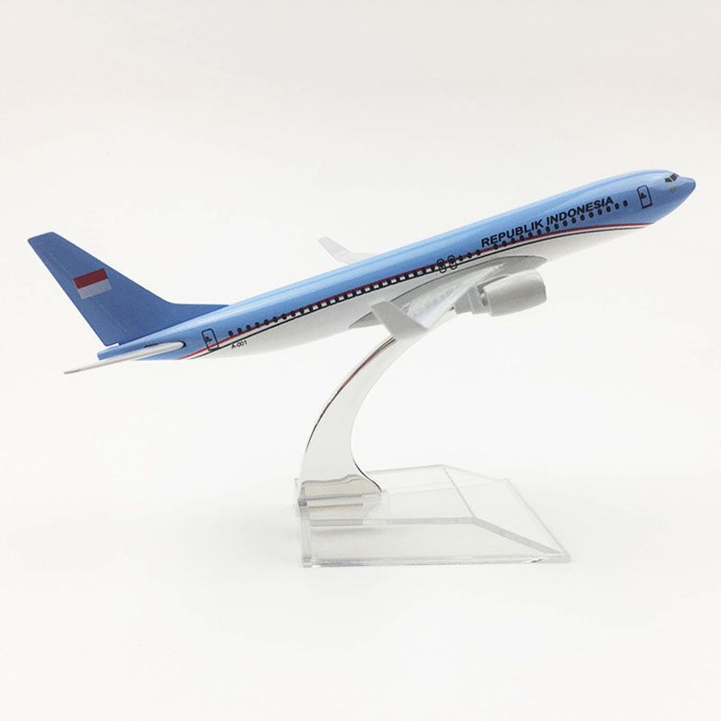 16CM 1/400 SCALE Boeing B737 REPUBLIK INDONESIA airlines airplane model toys aircraft diecast plastic alloy plane gifts for kids