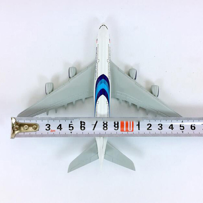 14CM Static aircraft 1:400 Airbus A380-800 model Malaysia airplane landing gear with base alloy plane collectible display toy co