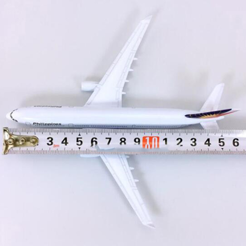 16CM Philippines airplane 1:400 Scale Air Airbus 330-300 model with base alloy aircraft collectible display plane toy model Gift