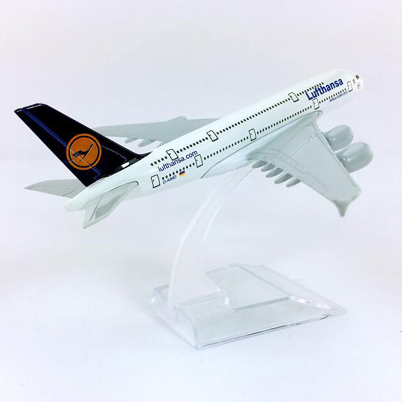 14CM Alloy Aircraft 1:400 Airbus A380-800 model Lufthansa airplane with base Diecast airplane collectible Plane display toy Gift