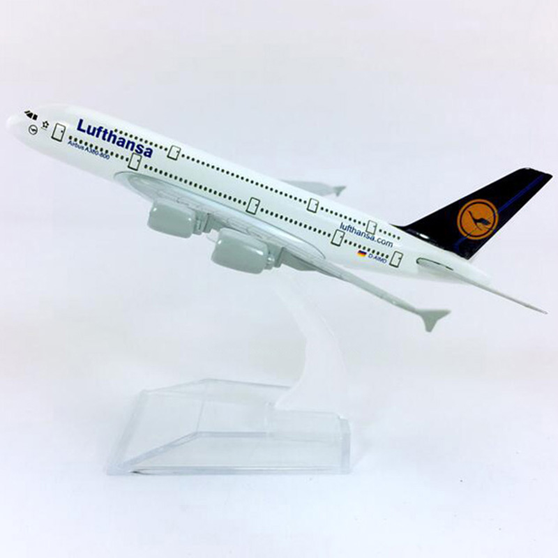 14CM Alloy Aircraft 1:400 Airbus A380-800 model Lufthansa airplane with base Diecast airplane collectible Plane display toy Gift