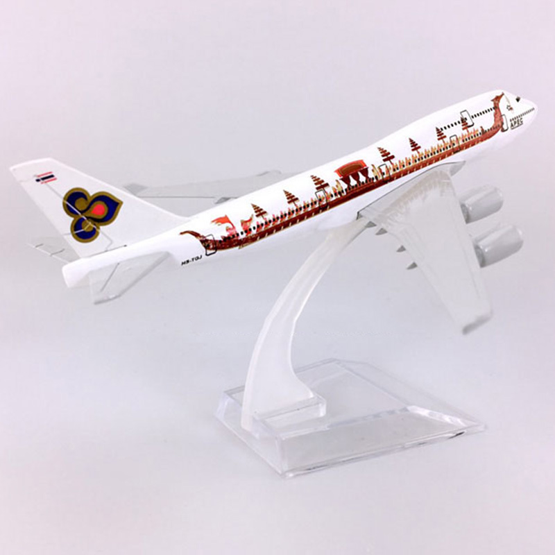 16CM 1:400 Boeing B747-400 model Aircraft 