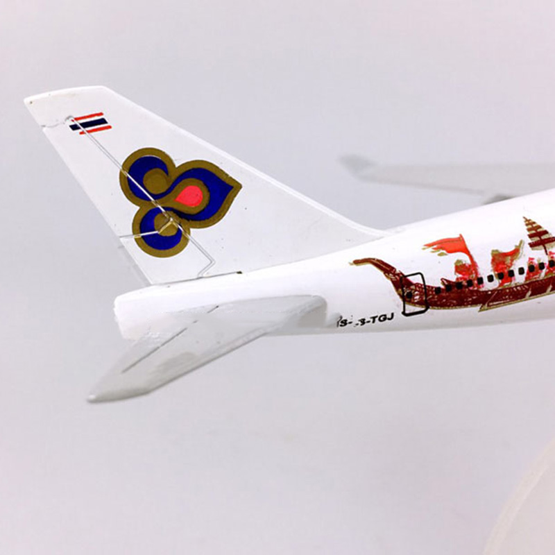 16CM 1:400 Boeing B747-400 model Aircraft 