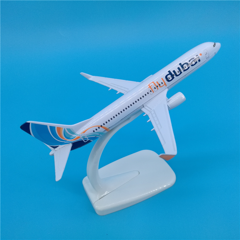 Standing aviation model 16CM1 / 400 scale Boeing B737-800 FLY Dubai Airlines aircraft model die-cast plastic alloy aircraft