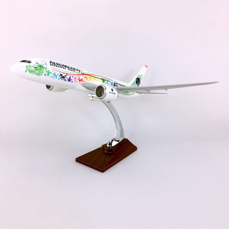 36CM metal Aircraft 1:150 Boeing B787-800 Dreamliner model AEROMEXICO Airlines W base airbus alloy diecast plane collectible Toy 36CM metal Aircraft 1:150 Boeing B787-800 Dreamliner model AEROMEXICO Airlines W base airbus alloy diecast plane collectible Toy