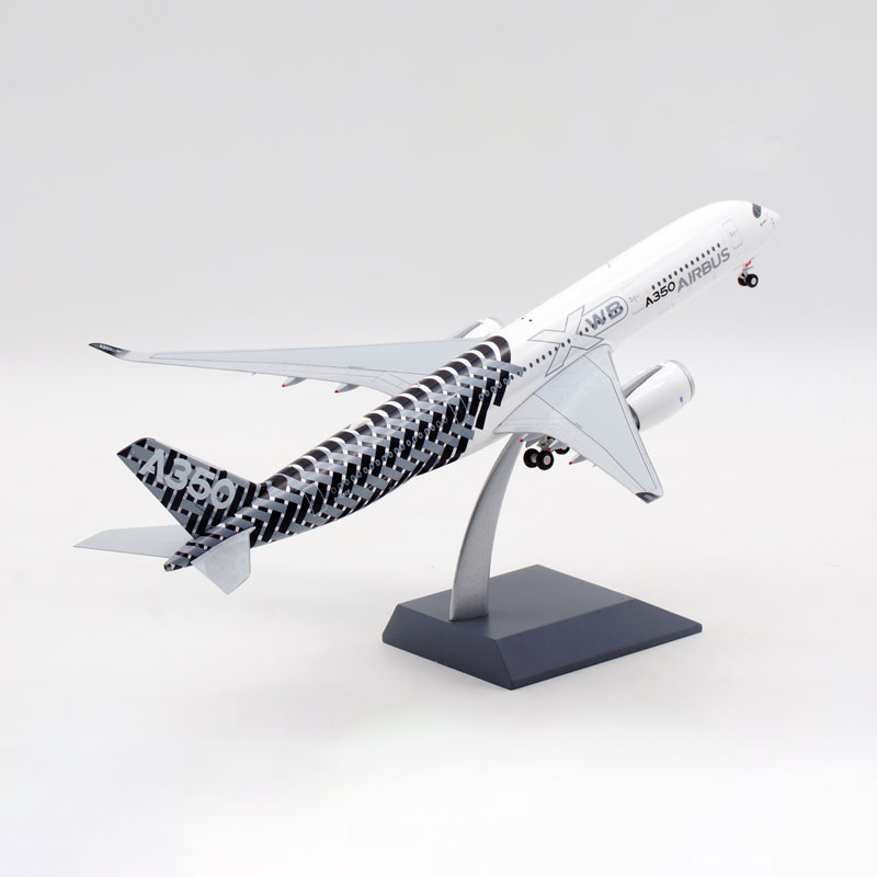 1:200 Air 350 A350-900 airplane aircraft plane alloy model with base landing gear collectible diecast toy collection