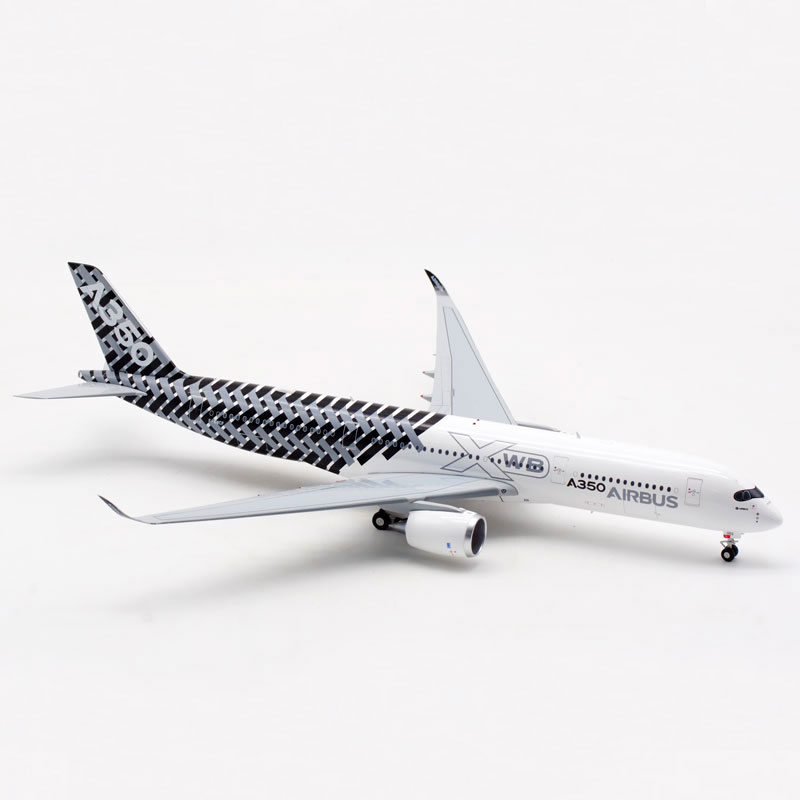 1:200 Air 350 A350-900 airplane aircraft plane alloy model with base landing gear collectible diecast toy collection