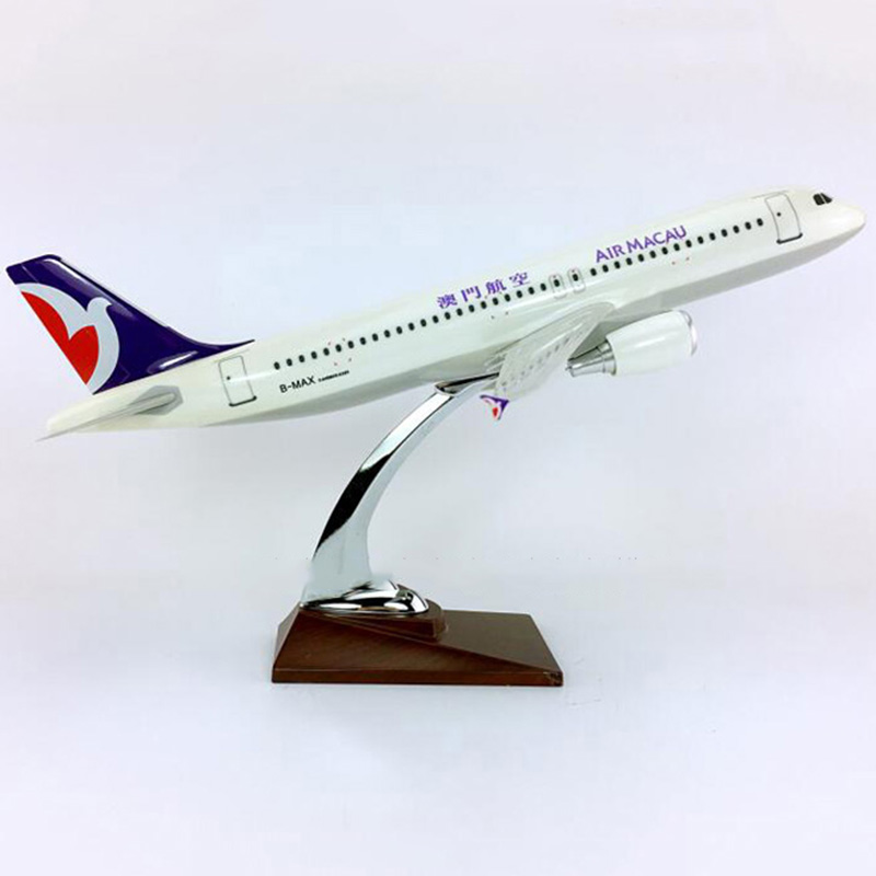 36CM 1:100 Scale Airbus A320-200 Air Airplane Macau airlines model W base aircraft collectible display Plastic plane collection