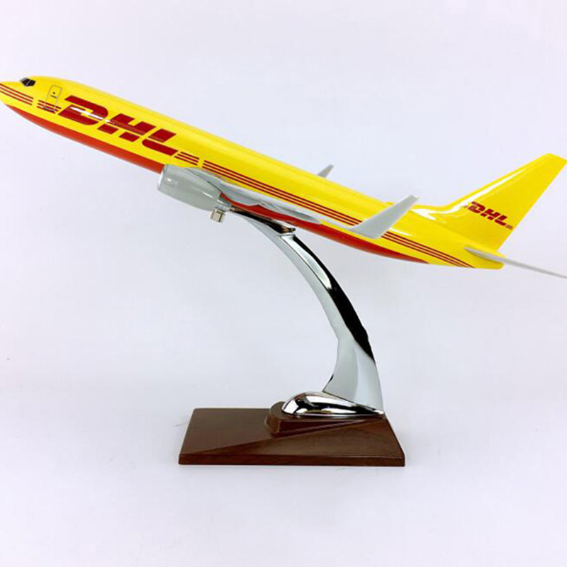 30CM Yellow simulation Aircraft 1:230 scale Boeing B737-800 model DHL airline airplane with base diecast alloy plane collectible