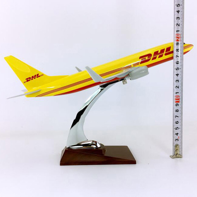 30CM Yellow simulation Aircraft 1:230 scale Boeing B737-800 model DHL airline airplane with base diecast alloy plane collectible