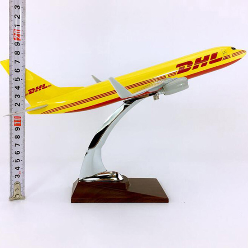 30CM Yellow simulation Aircraft 1:230 scale Boeing B737-800 model DHL airline airplane with base diecast alloy plane collectible