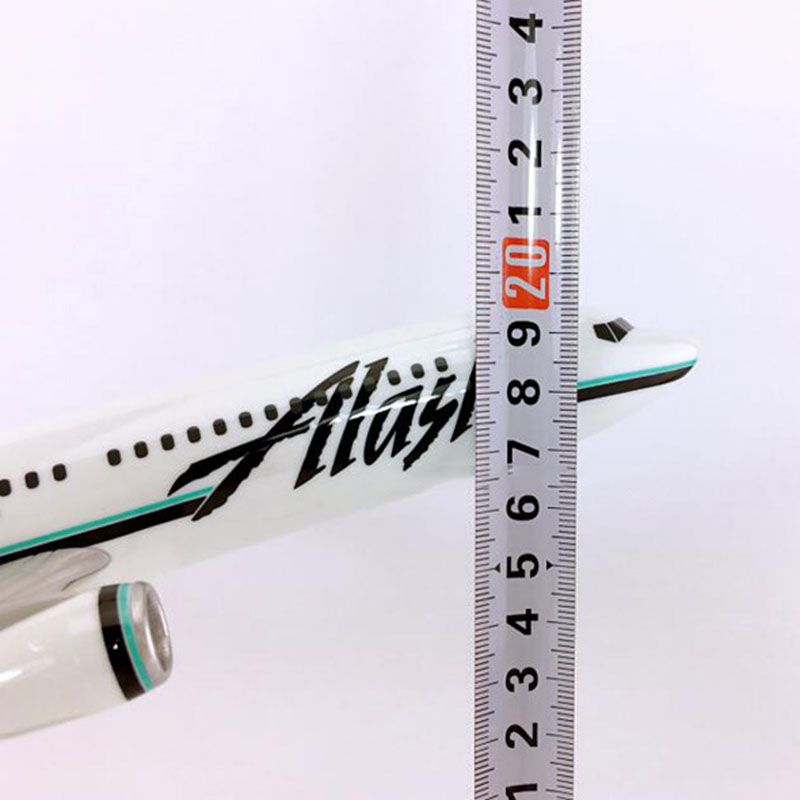 32cm 1/144 Scale Boeing B737-800 Model big ALASKA airlines airplane toys aircraft diecast W base plastic alloy plane collection