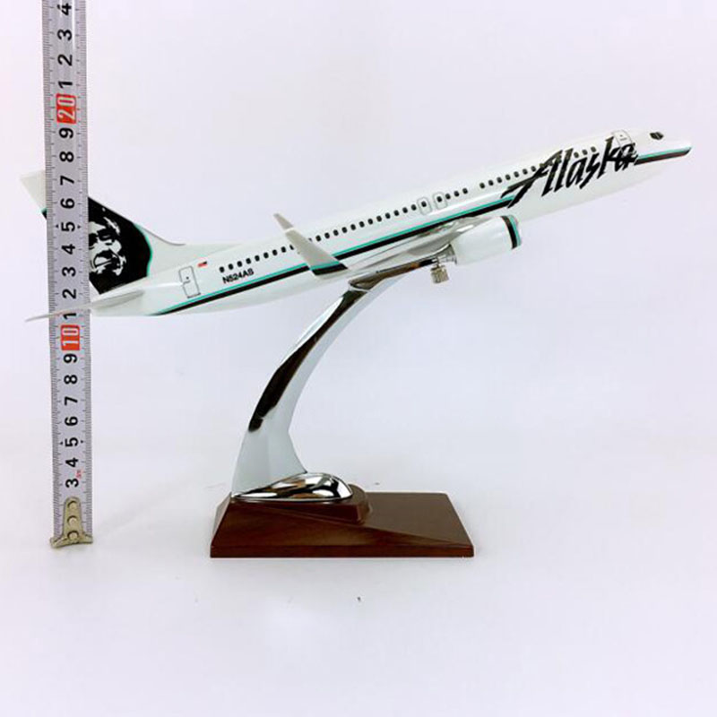 32cm 1/144 Scale Boeing B737-800 Model big ALASKA airlines airplane toys aircraft diecast W base plastic alloy plane collection
