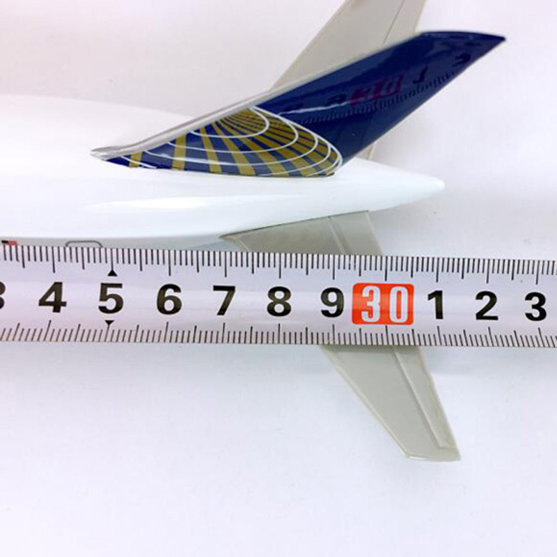 32cm aircraft Boeing 777-300 big United airlines airplane model diecast plastic With base alloy plane gifts for display kids 32cm aircraft Boeing 777-300 big United airlines airplane model diecast plastic With base alloy plane gifts for display kids
