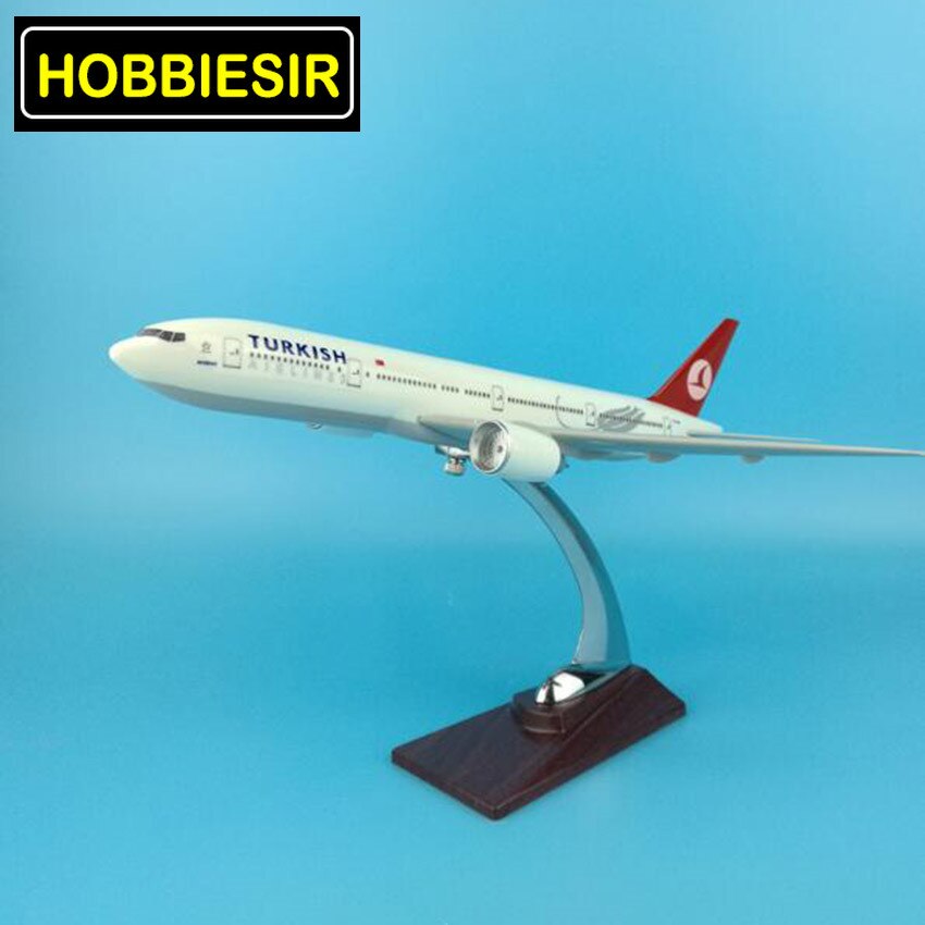 1:200 Scale Boeing B777 32CM Turkish Simulation Aircraft model Turkey airline alloy aircraft toy W base Plastic planecollectible