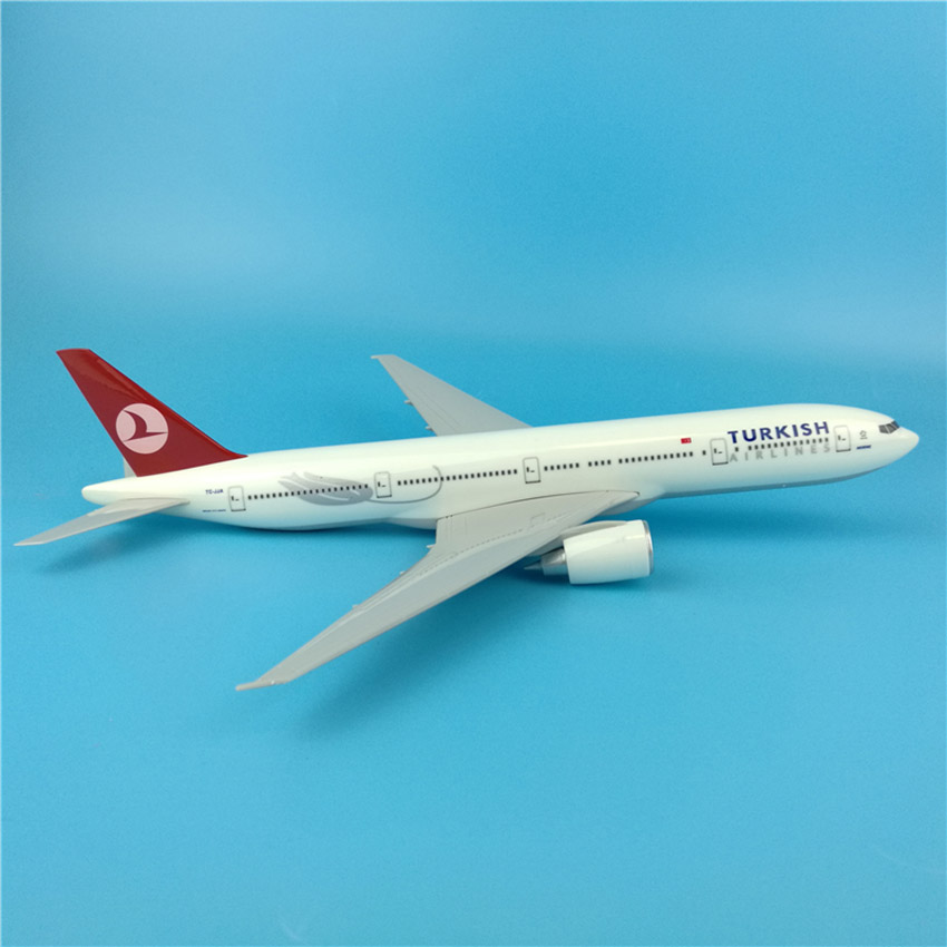 1:200 Scale Boeing B777 32CM Turkish Simulation Aircraft model Turkey airline alloy aircraft toy W base Plastic planecollectible