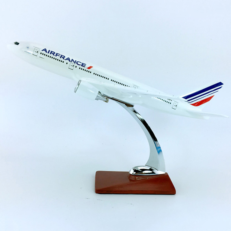 30CM simulation Aircraft 1:200 Boeing B777-200 model Air France airlines airplane W base plastic diecast alloy plane collectible